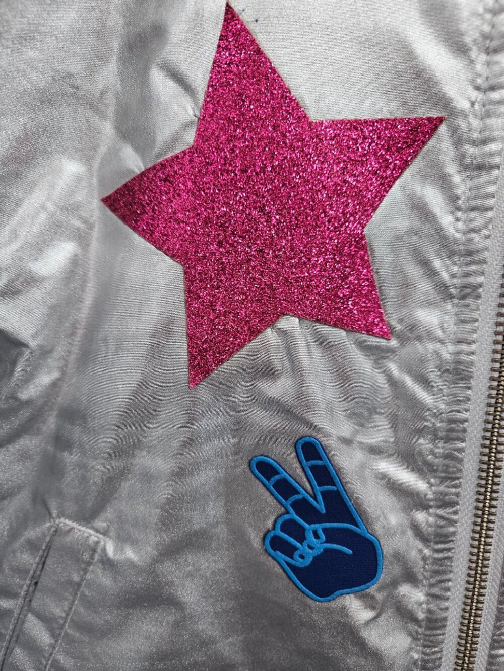 Rockets of Awesome Silver Metallic Bomber Jacket with Patches - Size 4 - Picture 2 of 15